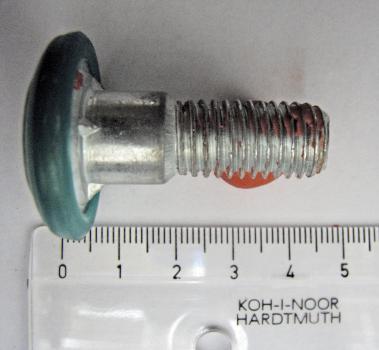 Obr. 12: Referenční spojovací šrouby 1 a 2