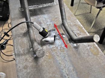 Obr. 14: Laboratorní UZ zkoušky kvvality svarů