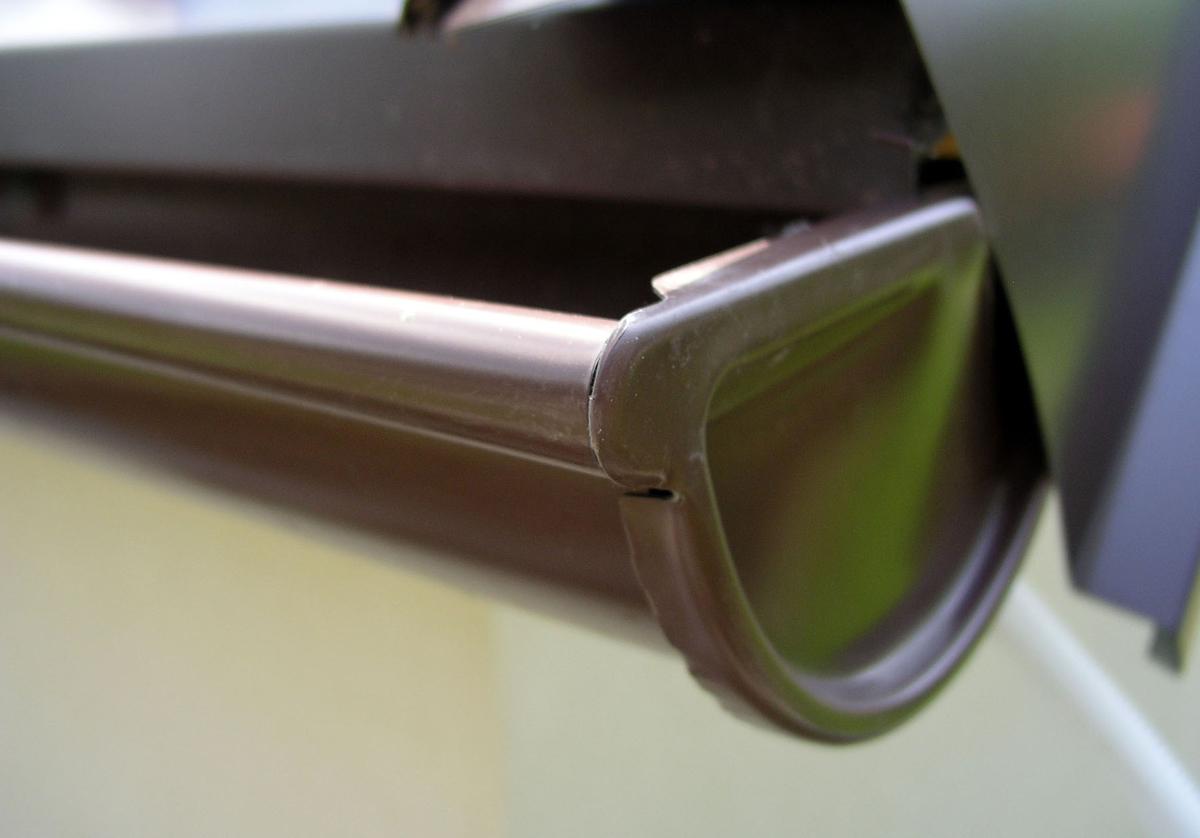 Detail okapu Lindab Protectline