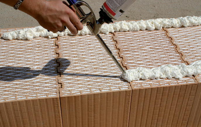 HELUZ Family 50 2in1, zdění na pěnu HELUZ