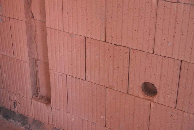 Otvory pro instalace nepředstavují problém