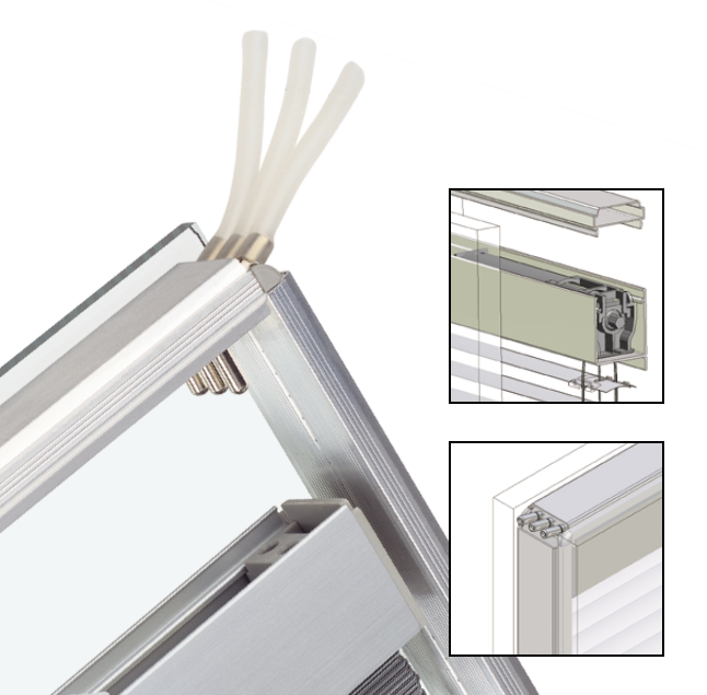 Roh s kontakty pro přenos elektrických signálů skrz distanční rámeček pro žaluzie s interním motorem. Umožňuje zachovat těsnost izolačního skla a jednoduché připojení vodičů pro napájení a řízení interního motoru.