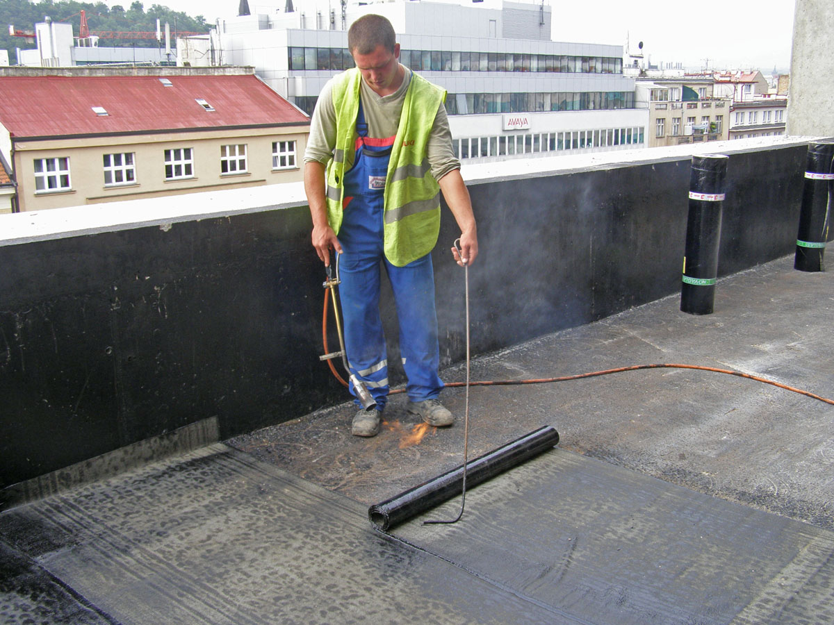 Natavování izolace