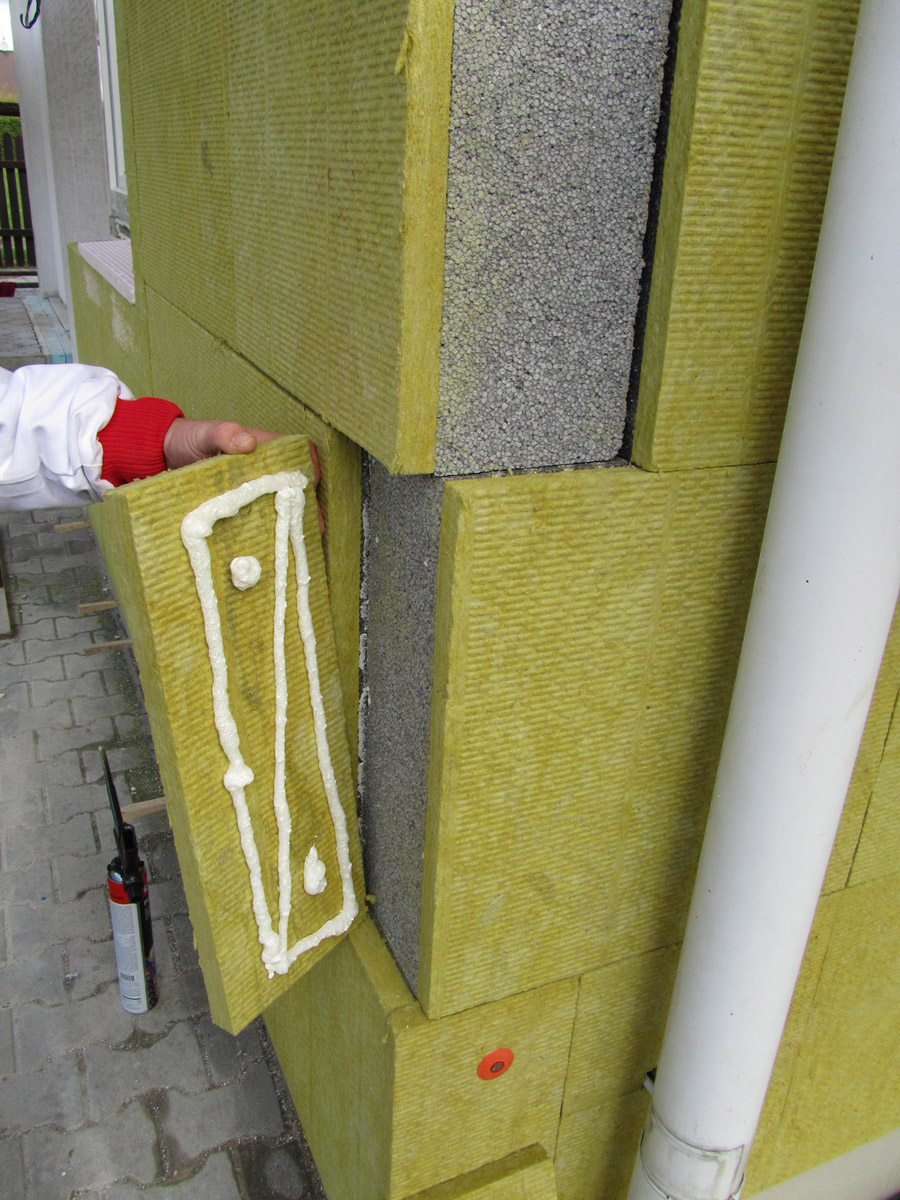 Příklady řešení detailů zateplení ETICS s izolantem Isover TWINNER