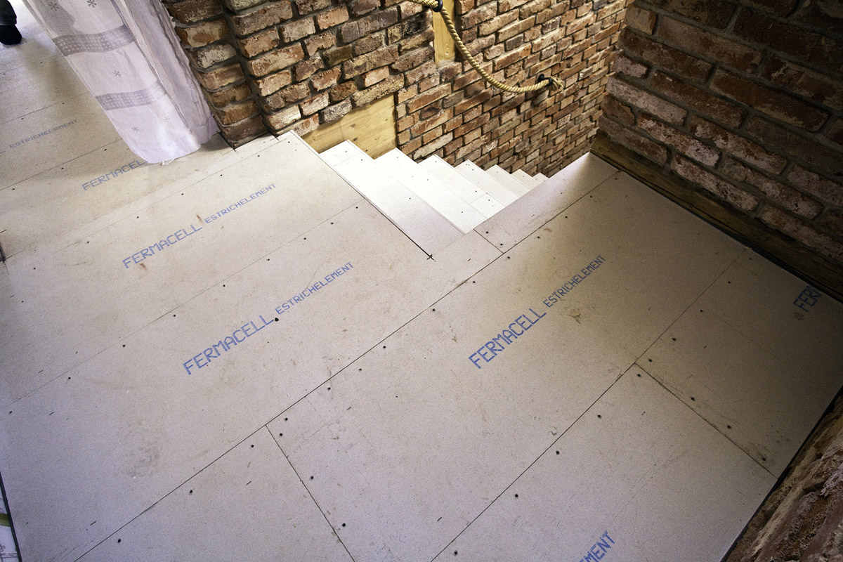 Dřevostavba DOMY D.N.E.S. s kombinací původních materiálů a moderních technologií