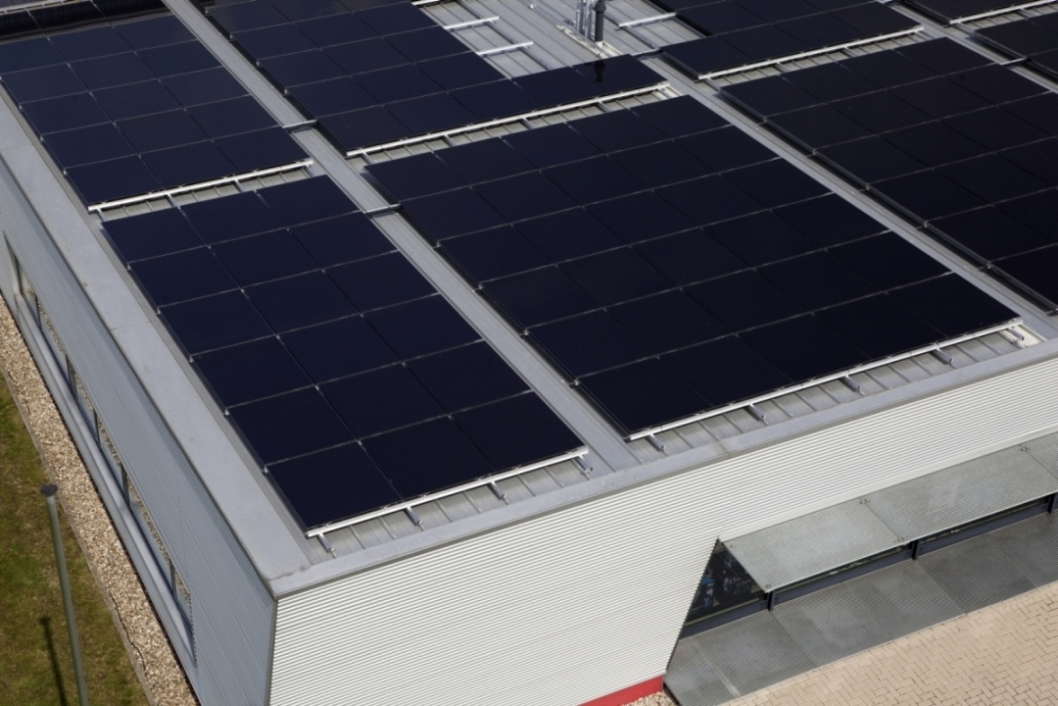 Fotovoltaické moduly Schüco Blackline