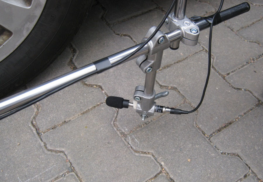 Měřicí mikrofon při metodě CPX