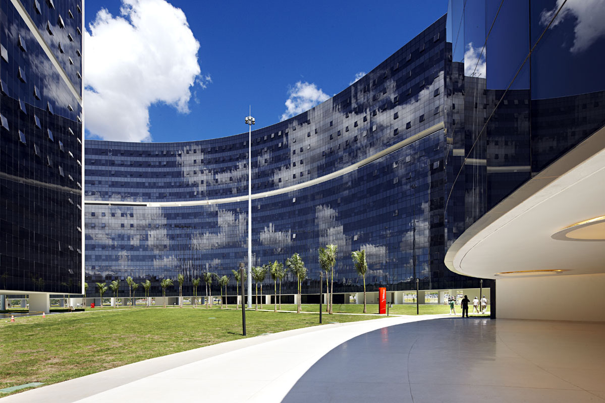 Administrativní komplex budov Tancredo Neves, Belo Horizonte, Brazílie
