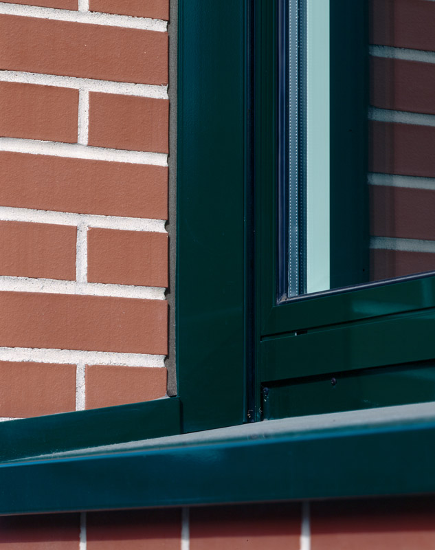 Obr. 4: Aplikace impregnované komprimované pásky Illmod 600