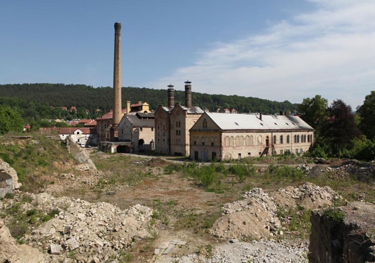 Pivovar Děčín před rekonstrukcí, foto www.centrumpivovar.cz