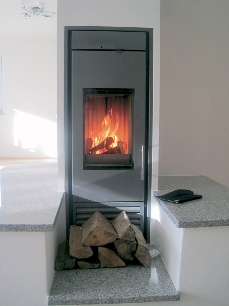 Schiedel KINGFIRE PARAT – krbová kamna integrovaná do komínu