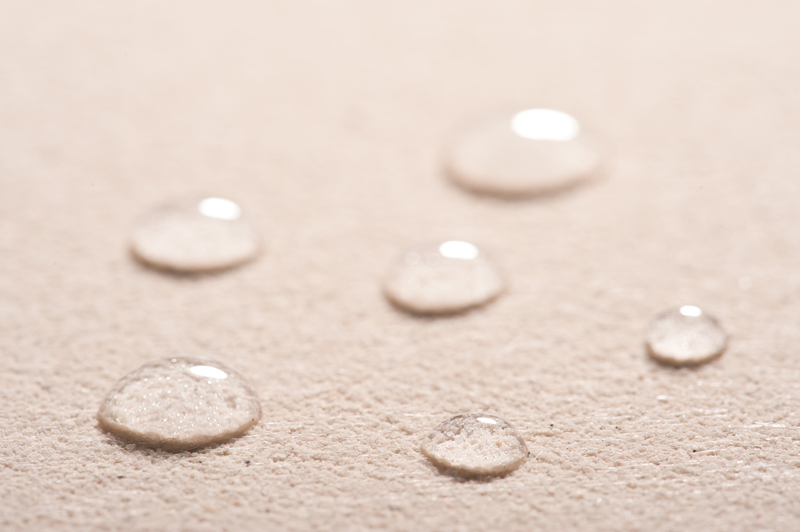 Nízká nasákavost povrchu zateplovacího systému je další důležitý parametr, který zajišťuje jeho dlouhou životnost