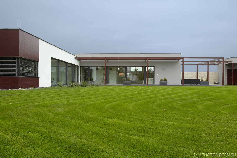 Zvláštní uznání – Atriový rodinný dům v Nemilanech u Olomouce