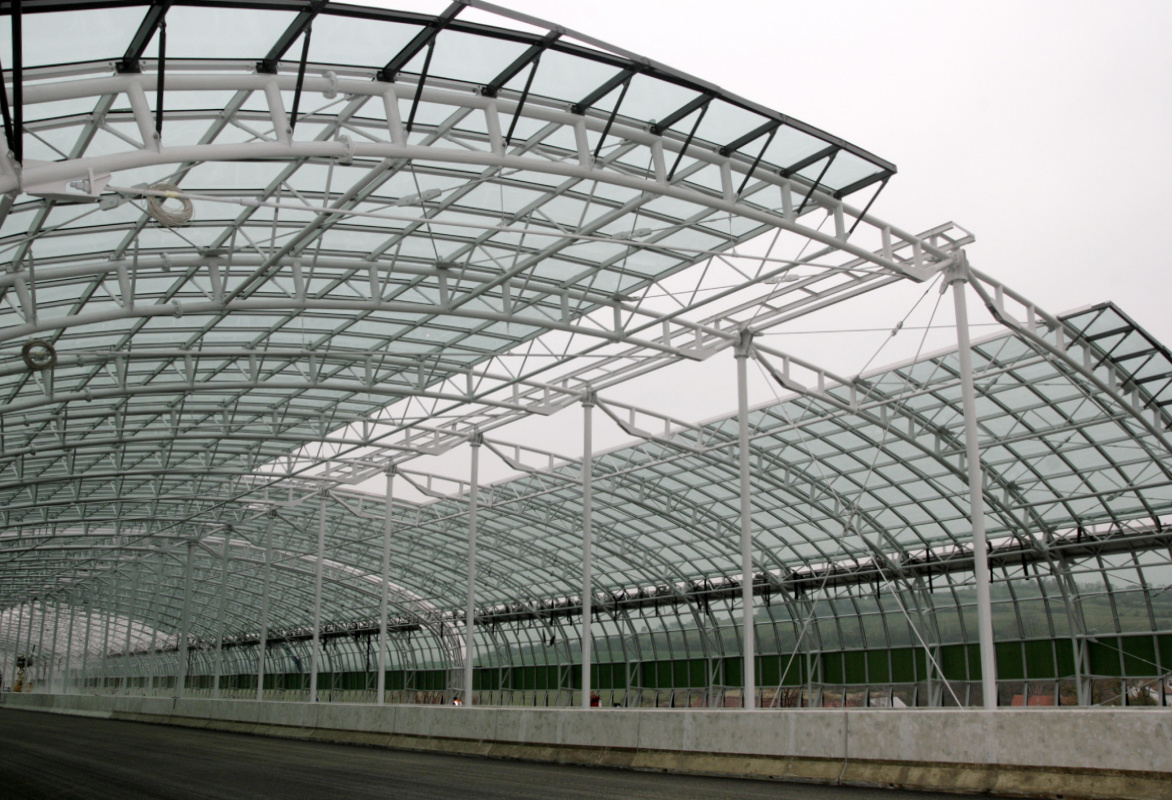 Obr. 7: Protihluková stěna na D8 u Vchynic