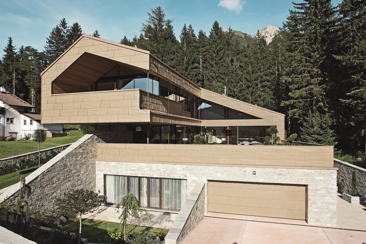 Obytný dům ve vysokohorském prostředí s hliníkovými panely FX.12