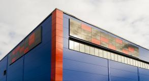 Liberta Solar – fotovoltaický systém firmy Ruukki plně integrovatelný do fasády