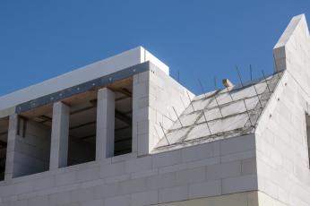 Masivní střešní konstrukce Ytong Komfort