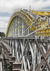 Bednění pro oblouk mostu 