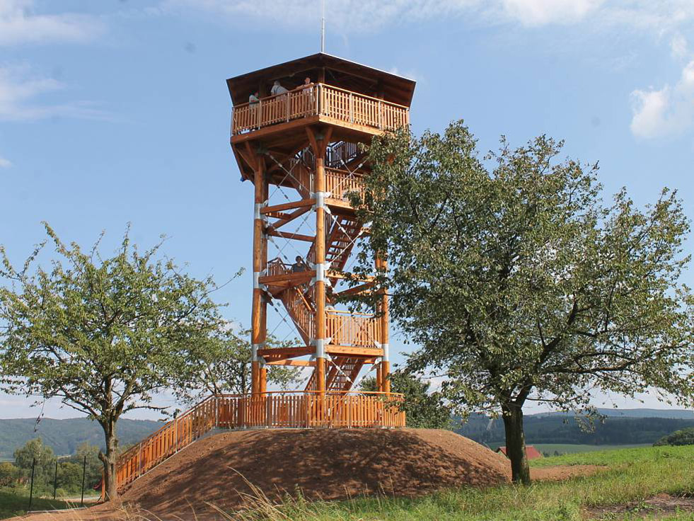 Žernovník nechal přestavět starý vodojem na rozhlednu