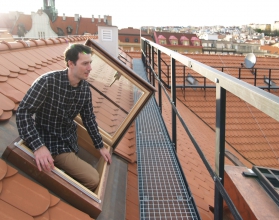 Střešní okno otevíravé do strany Solara SIDE