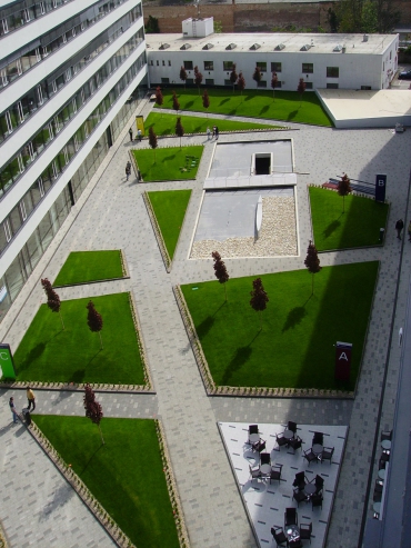 Obr. 5: Administrativní centrum Titanium, Brno