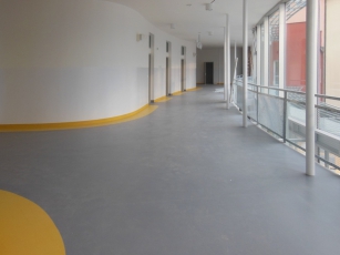 Materiály Thomsit při dostavbě gymnázia v Ústí nad Labem 