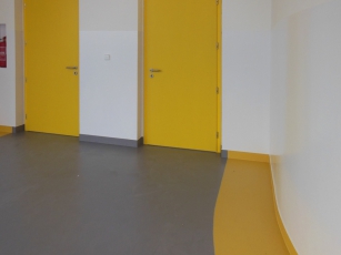 Materiály Thomsit při dostavbě gymnázia v Ústí nad Labem 