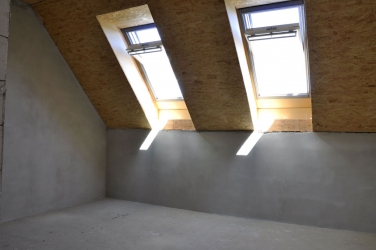 Izolované šikminy v prvním patře mateřské školky