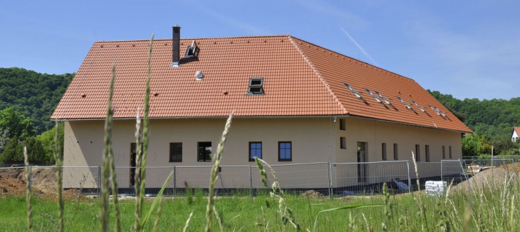 Nová budova školky je koncipována jako nízkoenergetická