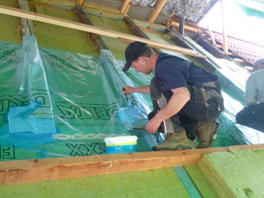 Neexistuje detail, který by pomocí lepicího a těsnicího programu DELTA nebylo možné spolehlivě vzduchotěsně provést