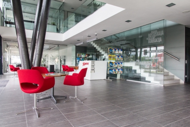 Turancar Busport s titanzinkem v interiéru