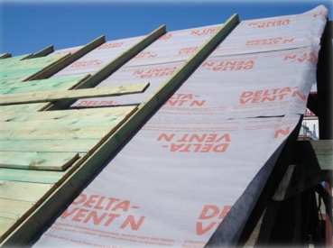 DELTA od firmy Dörken v skladbách striech hotela Kempiski