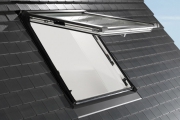 Střešní okno Roto WDF R8