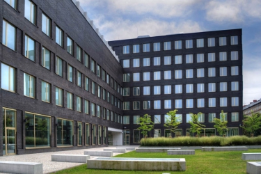 CERIT – FI MU, Brno, hliníková okna, prosklená fasáda a automatické dveře