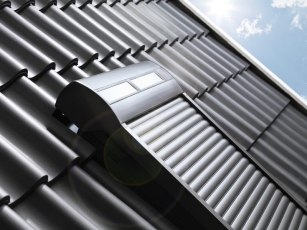 Venkovní roleta VELUX na solární pohon získala ocenění iF product design Award a Red Dot Design Award 2012