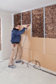 Opláštění stěny deskami Knauf Silentboard