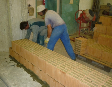 Obr. 6: Příprava na akustické zkoušky