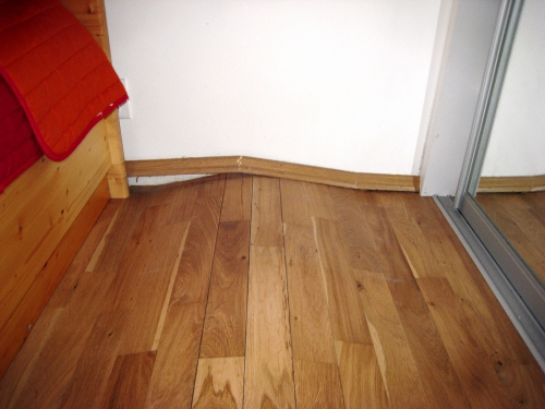 Obr. 1: Vyboulení dřevěných vlysů