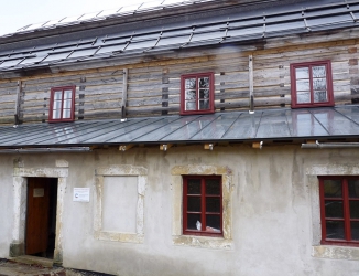 Obr. 2–4: Průběh rekonstrukce probíhal netradičním způsobem