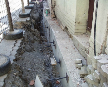 Obr. 4: Vnější zesílení základu věncem