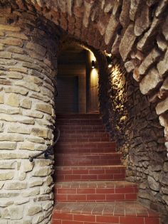 Obr. 14: Středověký sklep – vstup (srovnej s obr. 4)