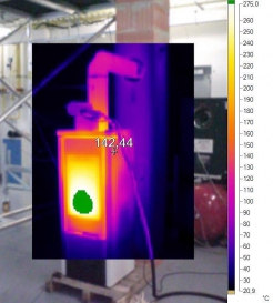 Snímek komína termokamerou