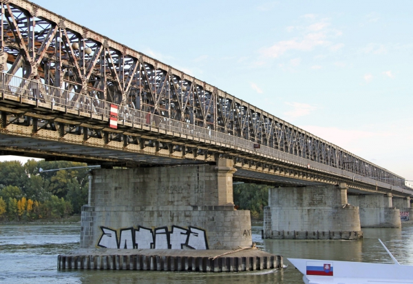 Obr. 1: Pôvodný Starý most