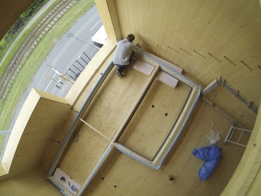 Obr. 13: Osazování oken