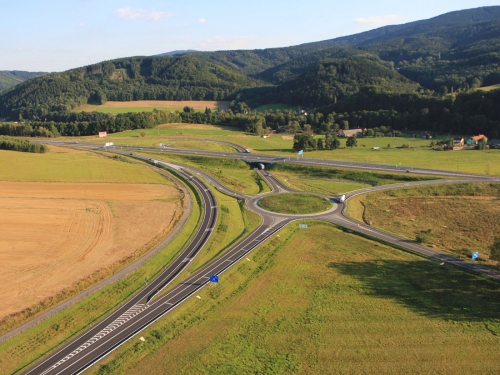 Obr. 1: Silnice 1/35 Bílý Kostel–Hrádek nad Nisou