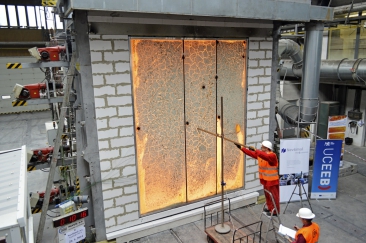 Obr. 14–17: Průběh zkoušky v rámci Experimentu 4.5