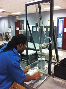 Obr. 3: Stanovení statického součinitele tření (Metoda B)