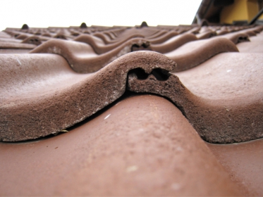 Obr. 9: Příliš sražené položení