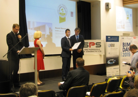 Zlatou medaili a diplom převzal za Baumit, spol. s r. o., marketingový ředitel Ing. Martin Omelka