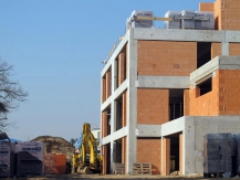 Skeletsystem v případě luxusního projektu Vily Trója umožnil vytvořit rozsáhlé prostory s volnou dispozicí a panoramatickými výhledy